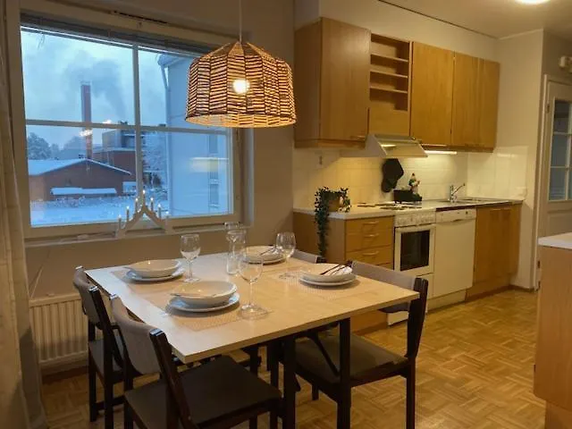 Διαμέρισμα Kustaava With Sauna *