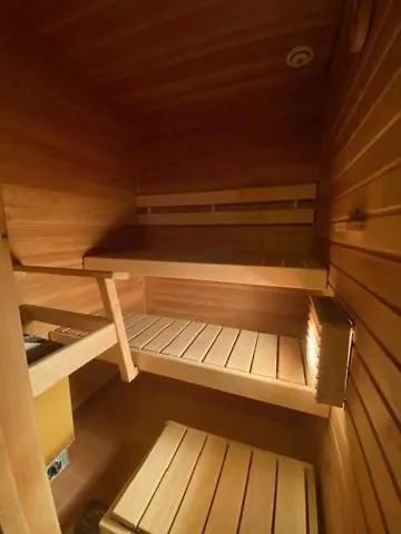 Διαμέρισμα Kustaava With Sauna *